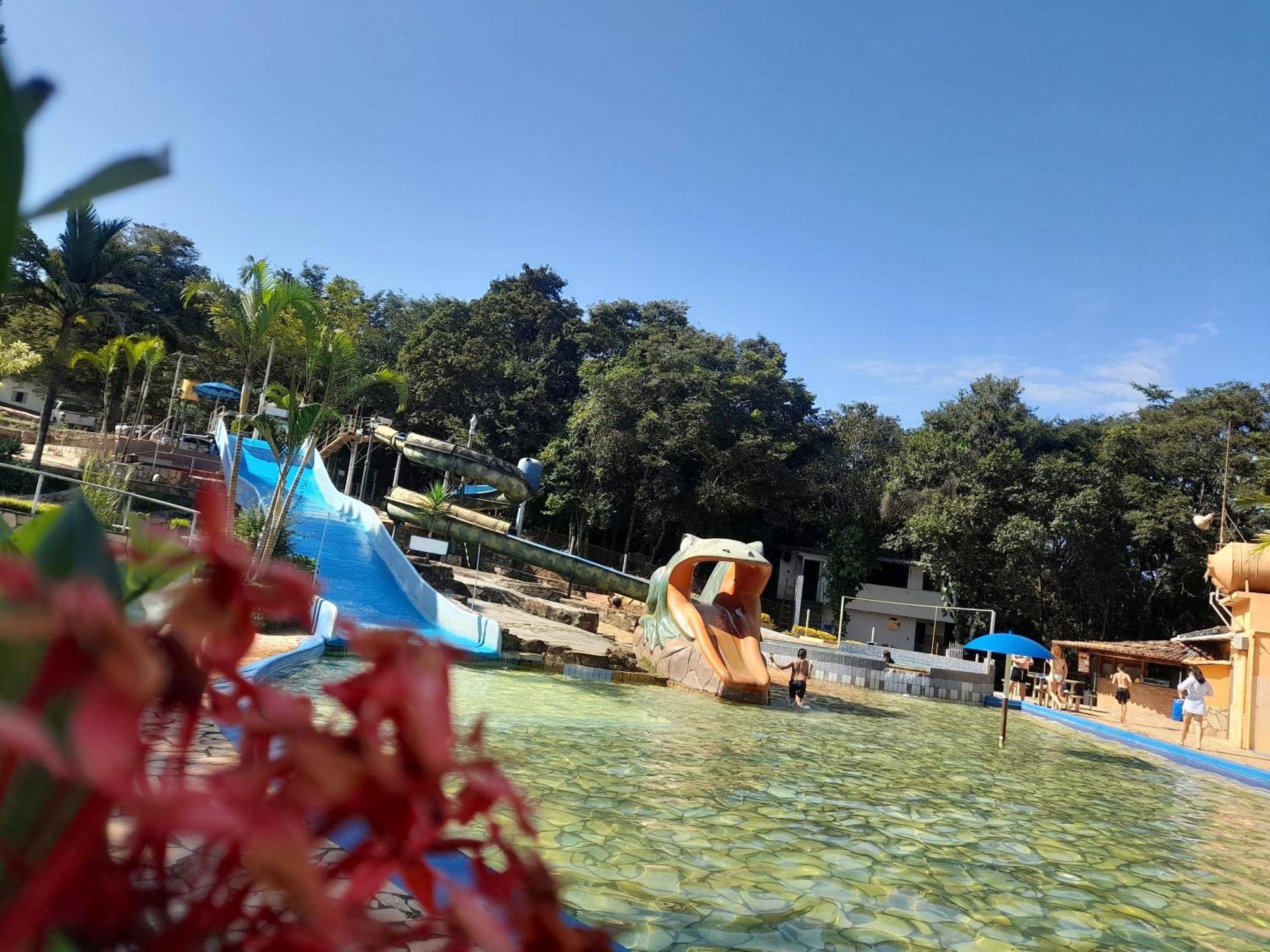 Pousada Balneario Cachoeira Do Moinho Belo Vale Luaran gambar