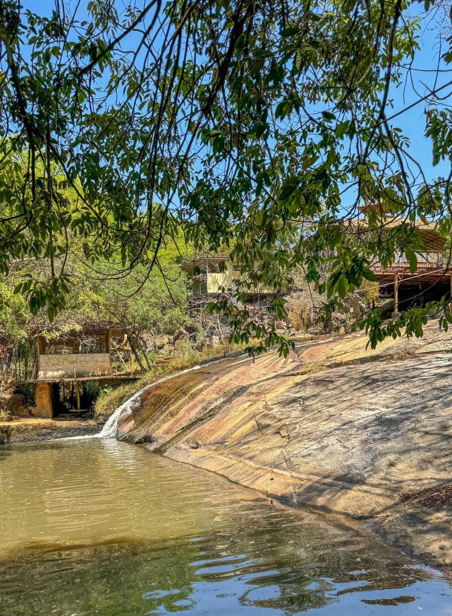 Pousada Balneario Cachoeira Do Moinho Belo Vale Luaran gambar